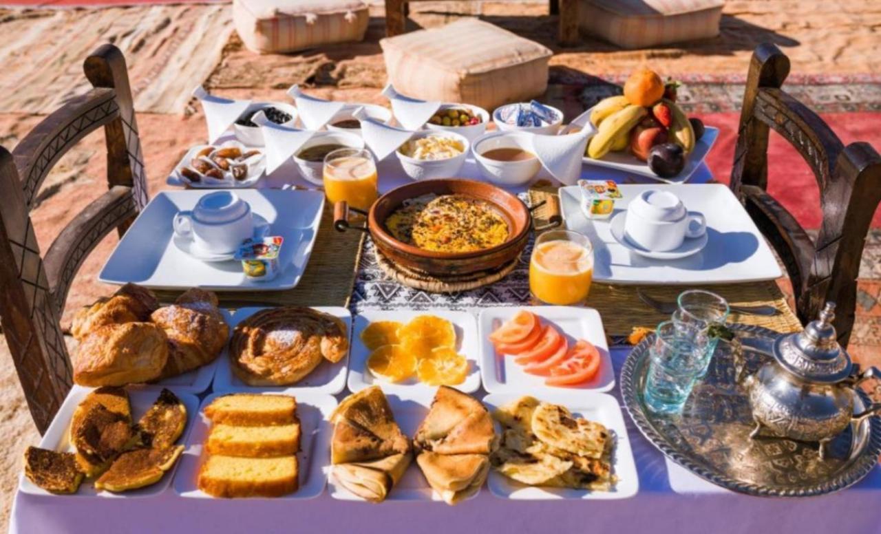 Desert Berber Fire Camp 메르주가 외부 사진